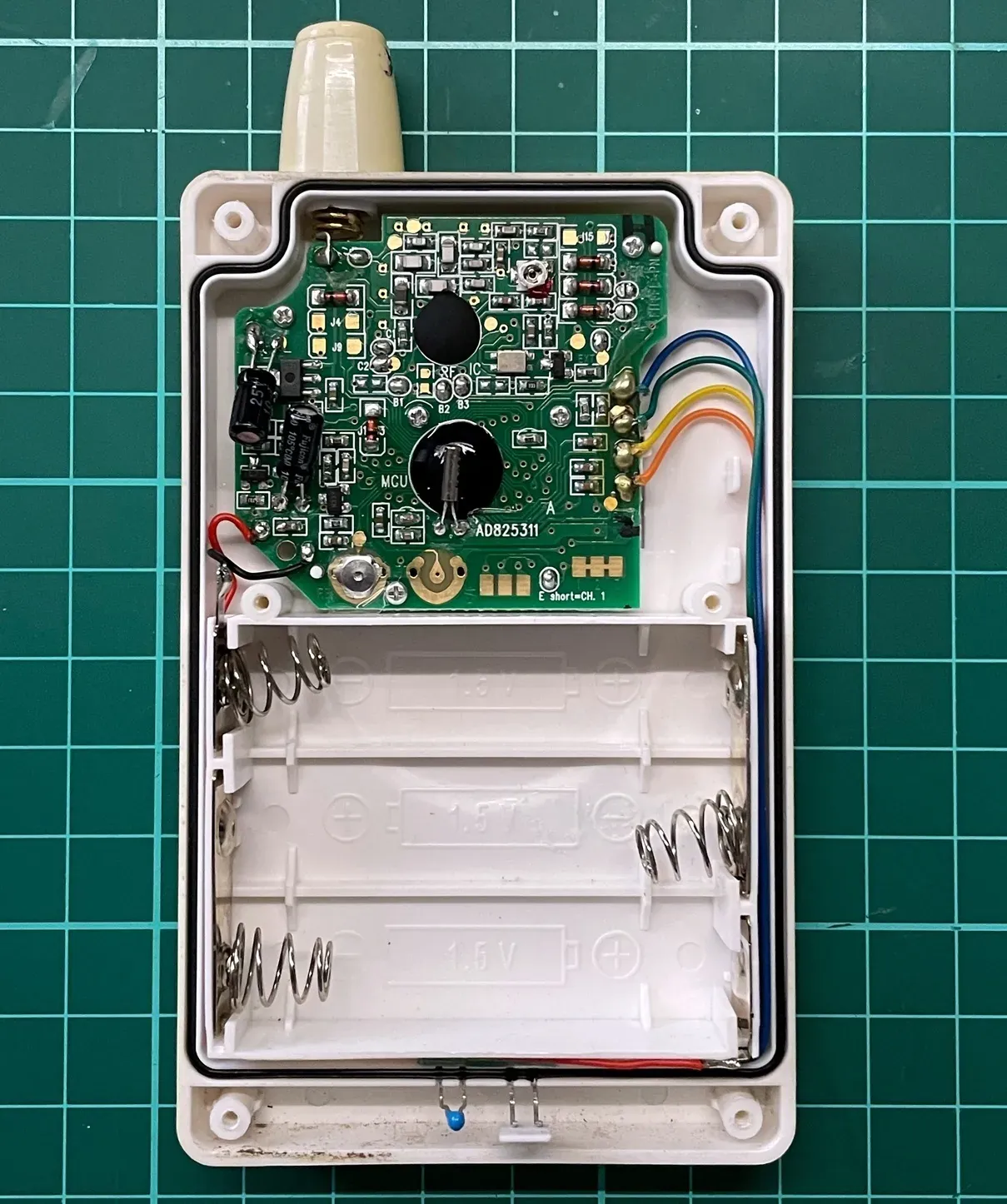 THD501子機の内部